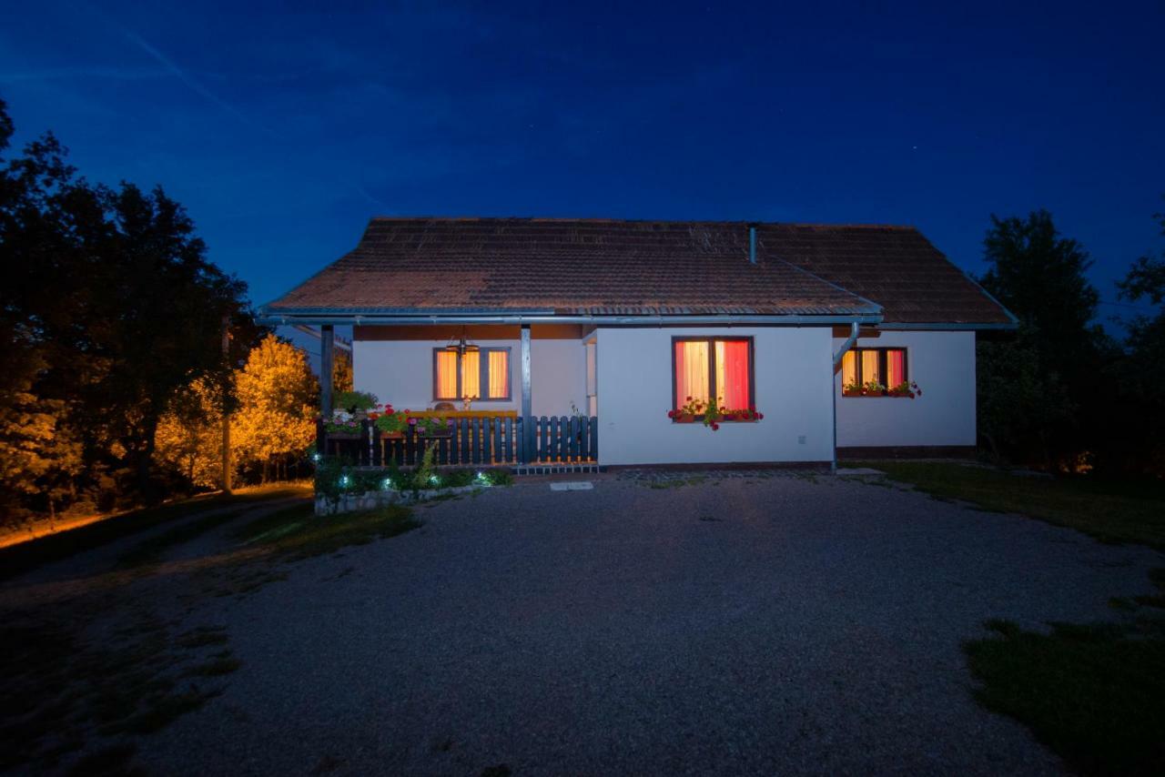 Holiday Home Radocaj Slunj Eksteriør billede